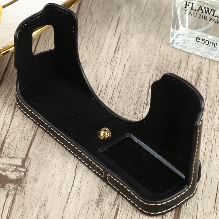 1/4 inch Thread PU Leather Camera Half Case Base for FUJIFILM X100V (Black)