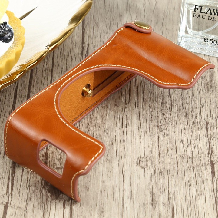 1/4 inch Thread PU Leather Camera Half Case Base for FUJIFILM X100V (Brown)