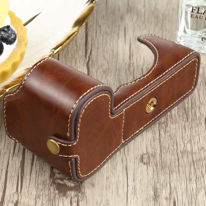 1/4 inch Thread PU Leather Camera Half Case Base for FUJIFILM X-S10 (Coffee)