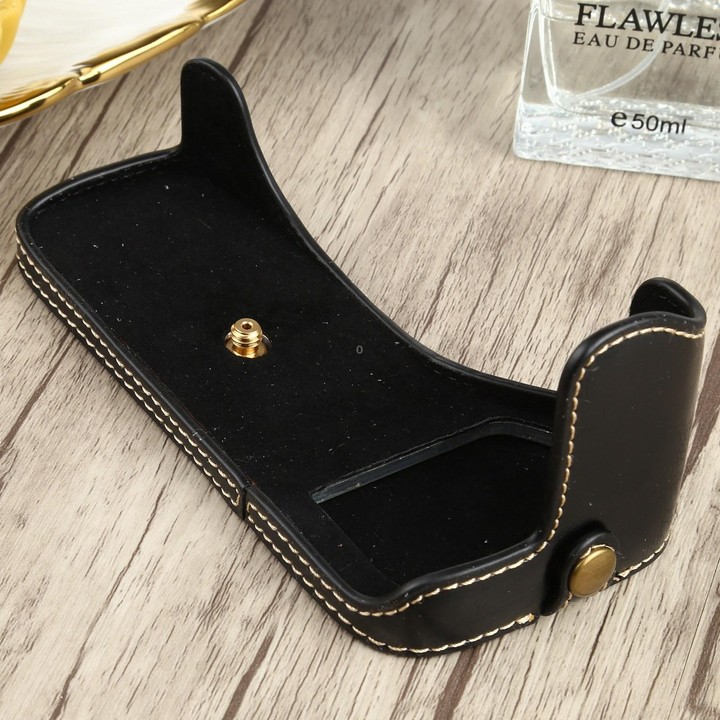 1/4 inch Thread PU Leather Camera Half Case Base for Canon EOS 77D / 800D(Black)