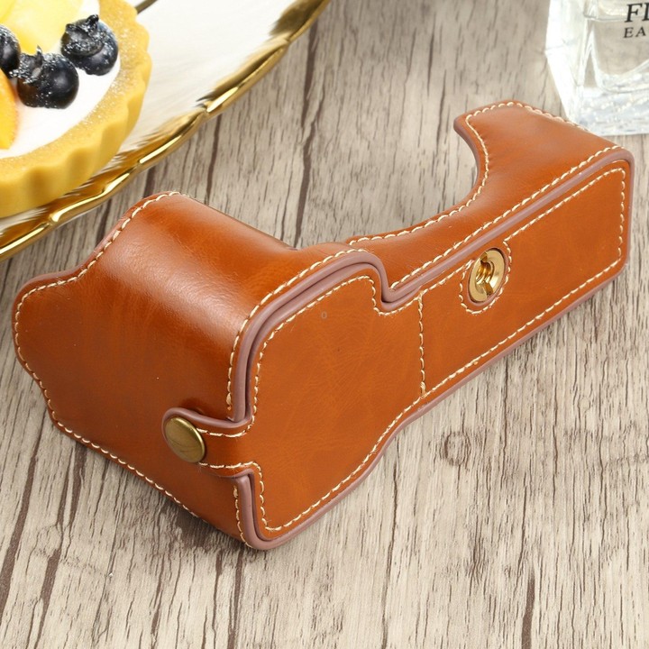 1/4 inch Thread PU Leather Camera Half Case Base for Sony ILCE-7C/A7C (Brown)