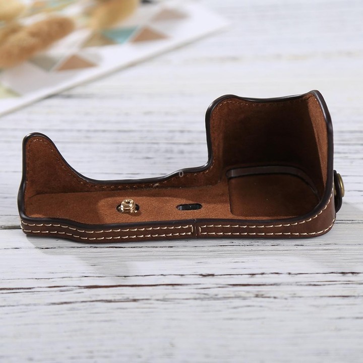 1/4 inch Thread PU Leather Camera Half Case Base for Sony Alpha 6100 / A6100(Coffee)