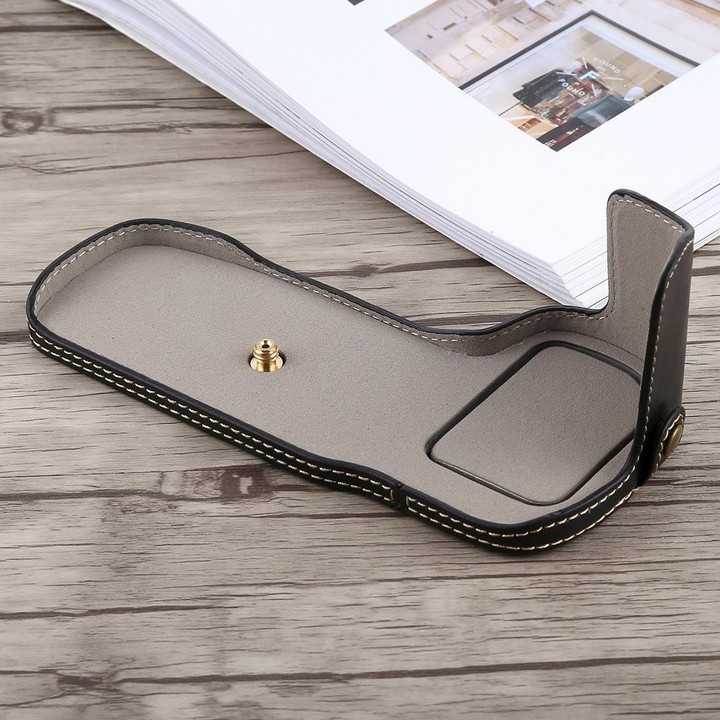 1/4 inch Thread PU Leather Camera Half Case Base for Canon EOS 5D Mark IV / 5D Mark III(Black)