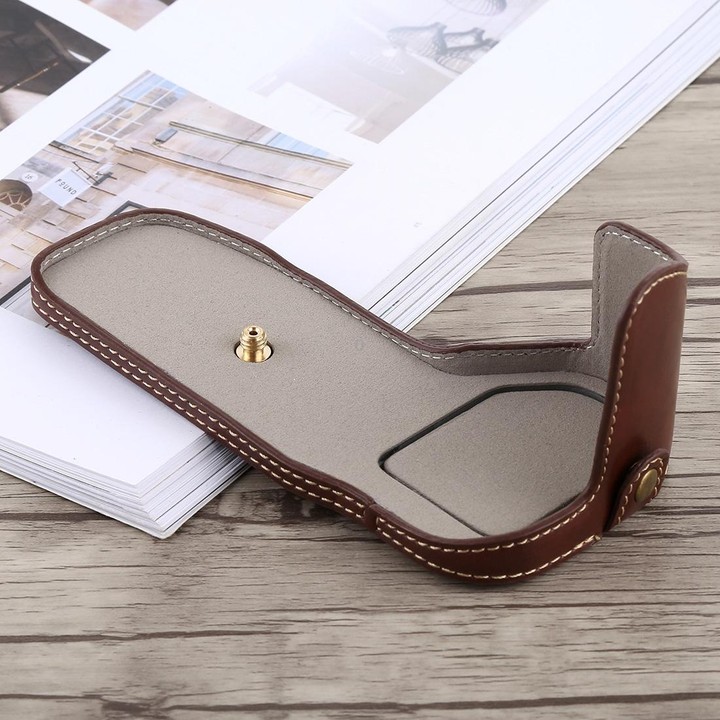 1/4 inch Thread PU Leather Camera Half Case Base for Canon EOS 6D / 6D Mark II (Coffee)