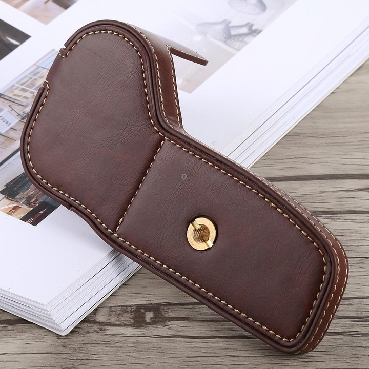 1/4 inch Thread PU Leather Camera Half Case Base for Canon EOS 6D / 6D Mark II (Coffee)
