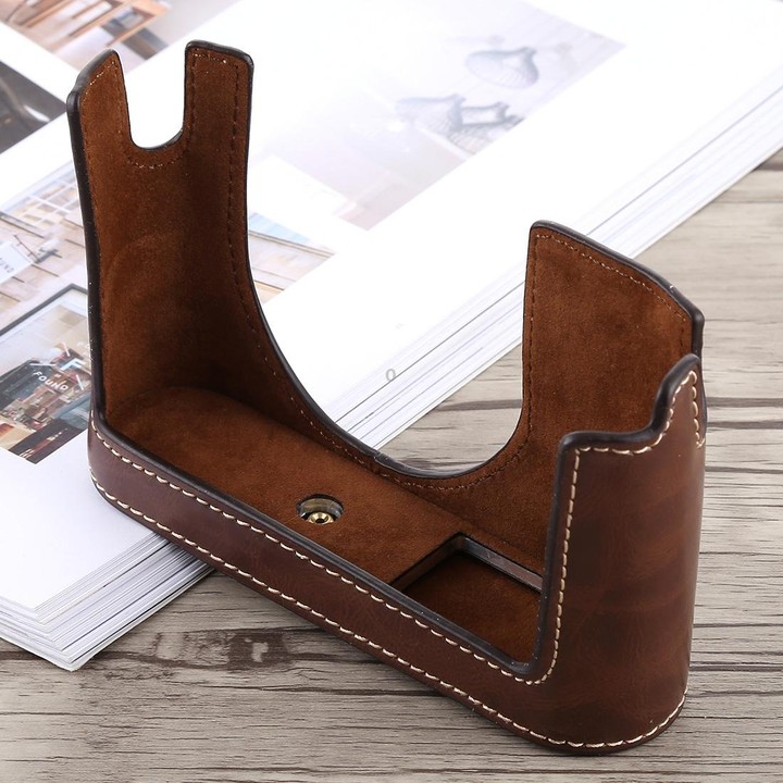 1/4 inch Thread PU Leather Camera Half Case Base for Leica Q (Typ 116)(Coffee)