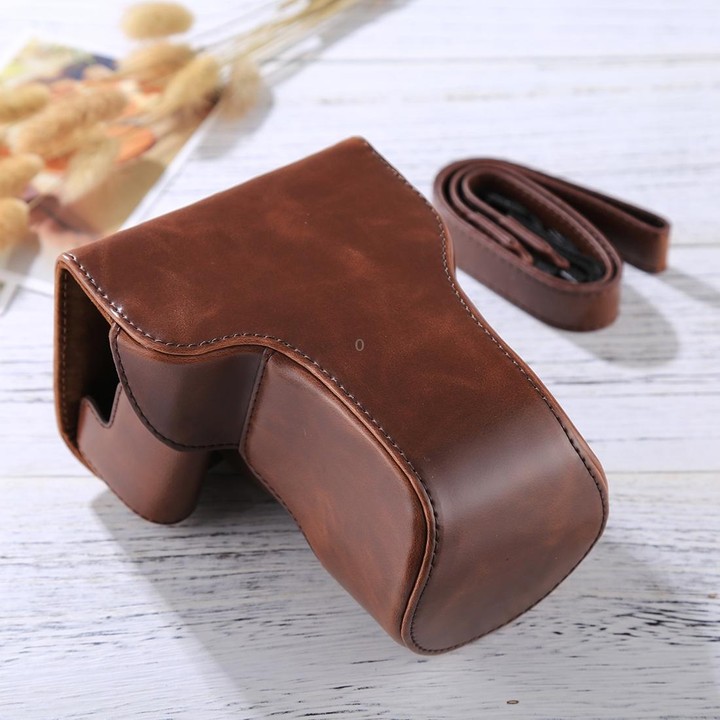 Full Body Camera PU Leather Case Bag with Strap for Canon EOS M6 (18-150mm Lens) (Coffee)