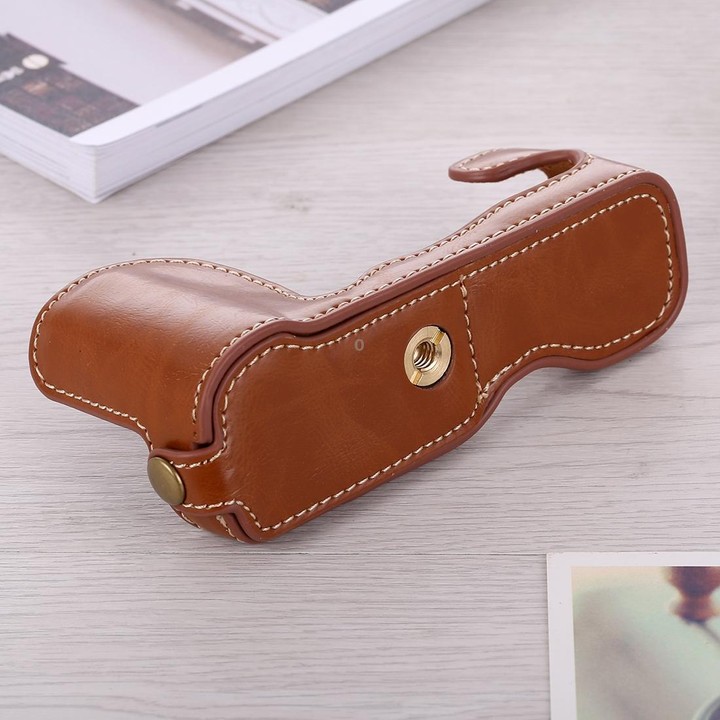 1/4 inch Thread PU Leather Camera Half Case Base for FUJIFILM X-A5 / X-A20(Brown)