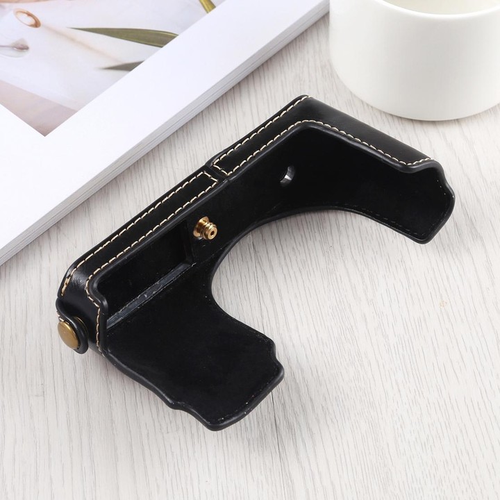 1/4 inch Thread PU Leather Camera Half Case Base for Leica DLUX TYP 109 (Black)