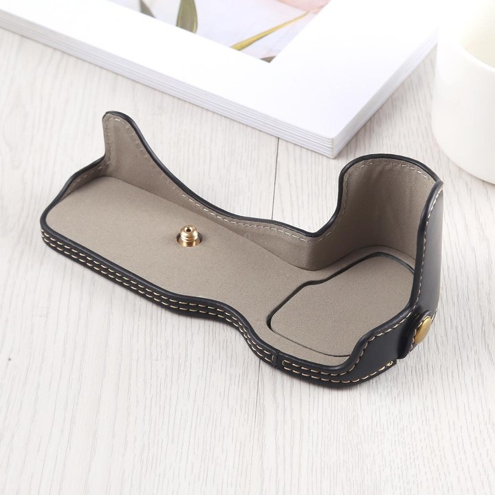 1/4 inch Thread PU Leather Camera Half Case Base for Canon EOS R (Black)