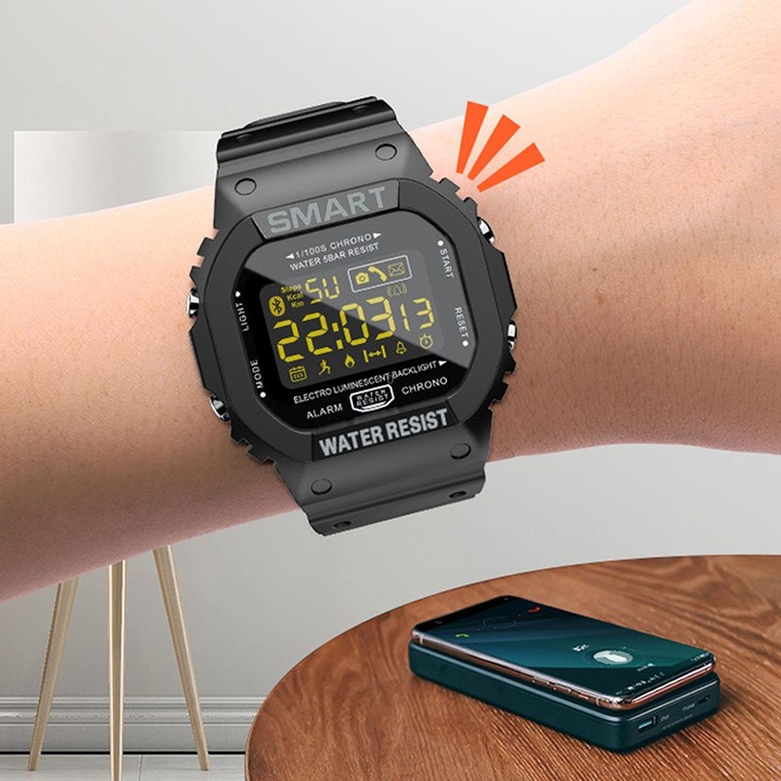 Lokmat MK22 1.21 inch FSTN LCD Screen 50m Waterproof Smart Watch, Support Information Reminder / Remote Camera / Sport Record(Or