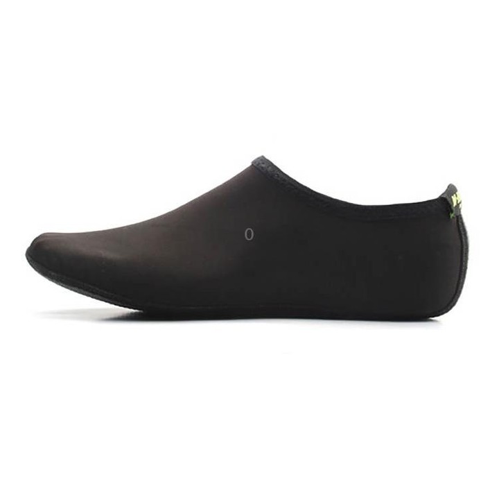 3mm Non-slip Rubber Embossing Texture Sole Solid Color Diving Shoes and Socks, One Pair(Black)