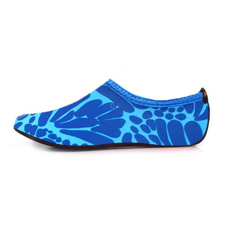 3mm Non-slip Rubber Embossing Texture Sole Figured Diving Shoes and Socks, One Pair, Size:XXL (Blue)