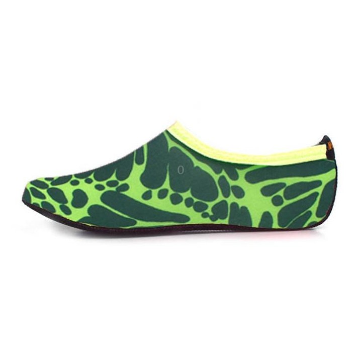 3mm Non-slip Rubber Embossing Texture Sole Figured Diving Shoes and Socks, One Pair, Size:XXXL (Green)