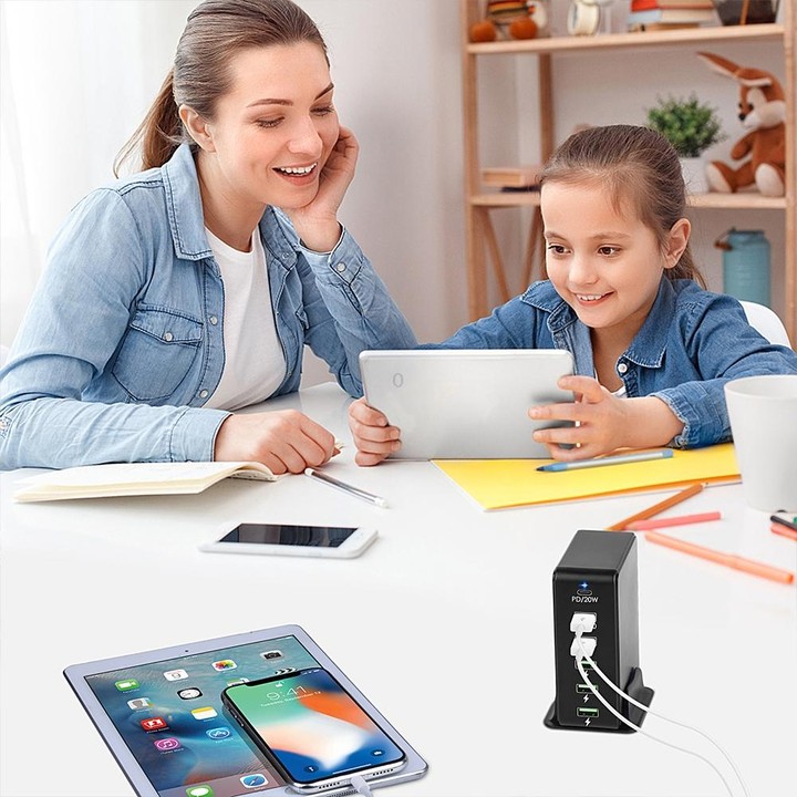 6 in 1 65W PD USB-C / Type-C + QC 3.0 USB + 4 USB Multi-port Travel Charger, EU Plug(Black)
