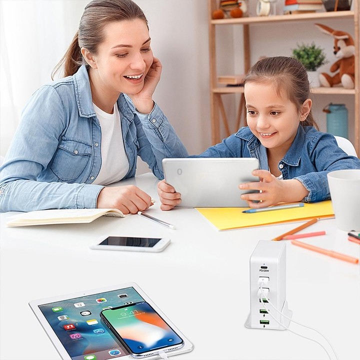 6 in 1 65W PD USB-C / Type-C + QC 3.0 USB + 4 USB Multi-port Travel Charger, AU Plug(White)