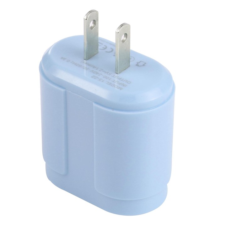 13-22 2.1A Dual USB Macarons Travel Charger, US Plug(Blue)