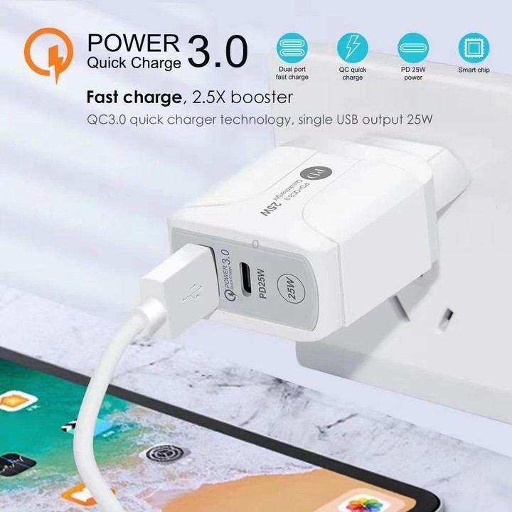 25W PD Type-C + QC3.0 USB Ports Travel Charger, Plug Type:US Plug(Black)
