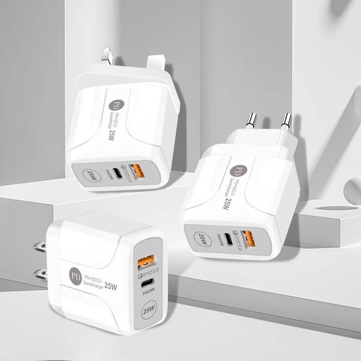 25W PD Type-C + QC3.0 USB Ports Travel Charger, Plug Type:EU Plug(White)