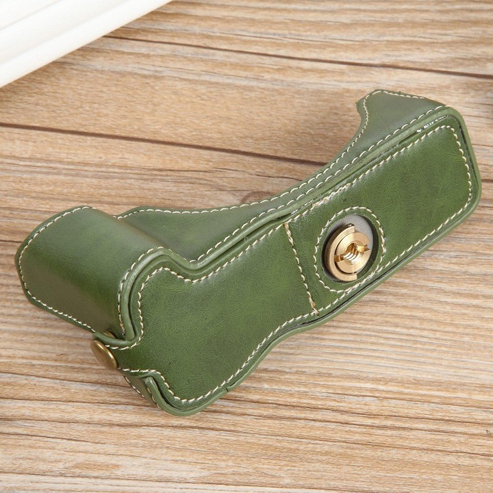 For Canon EOS R50 1/4 inch Thread PU Leather Camera Half Case Base(Green)