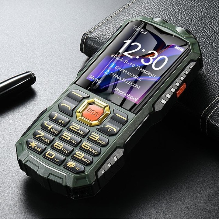 Q7+ 4G Elder Keypad Rugged Phone, 1.77 inch, 16800mAh, 21 Keys, SOS, FM, Network: 4G, Dual SIM(Green)