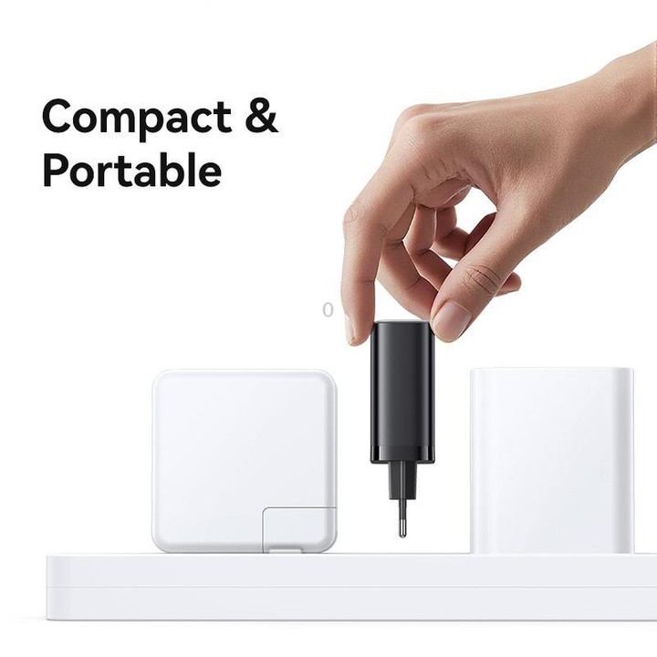 USAMS CC296 30W Fast Charger With Retractable USB-C / Type-C Cable, EU Plug(White)