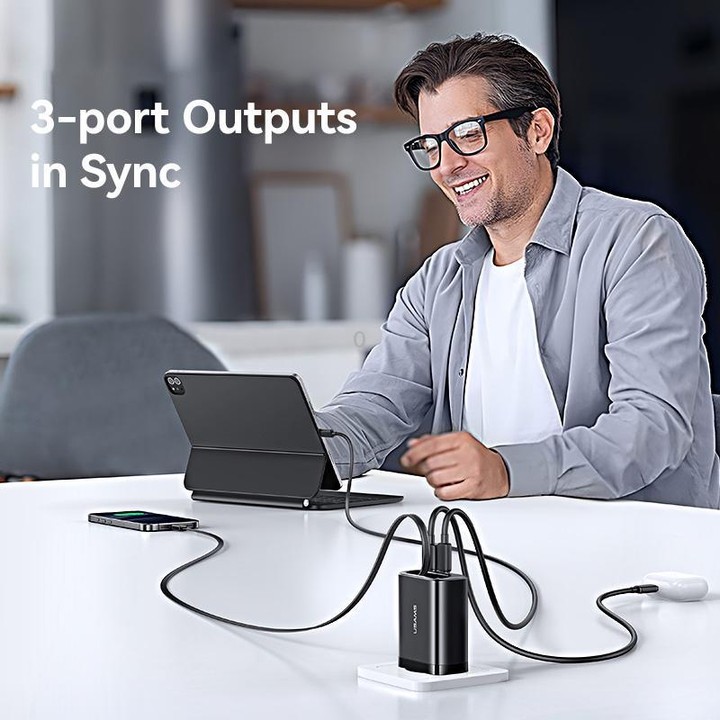 USAMS CC296 30W Fast Charger With Retractable USB-C / Type-C Cable, EU Plug(White)