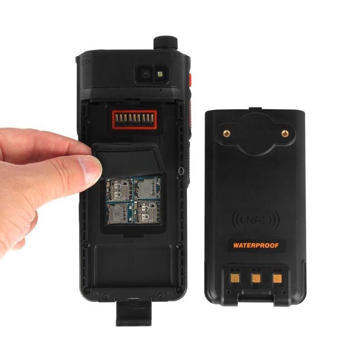 Runbo E81 Walkie-Talkie Rugged Phone, UHF Frequency, 4GB+64GB, 4.0 inch Android 8.1 Mediatek Helio P23 MT6763V/B Octa Core, Netw