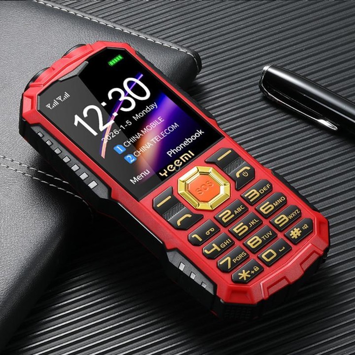 YEEMI Q5 4G Elder Rugged Phone, 16800mAh Battery, 2.4 inch, 21 Keys, Network: 4G, LED Flashlight, Dual SIM(Red)