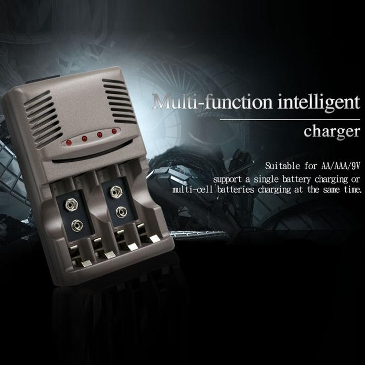 AC 100-240V 4 Slot Battery Charger for AA & AAA & 9V Ni-MH Battery, EU Plug