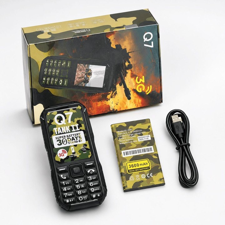 Q7 3G Key Phone, 3600mAh Battery, 2.4 inch, SOS, 21 Keys, Dual SIM, Network: 3G, Support Whatsapp, Facebook (Black)