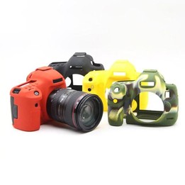 PULUZ Soft Silicone Protective Case for Canon EOS 5D Mark III / 5D3(Camouflage)