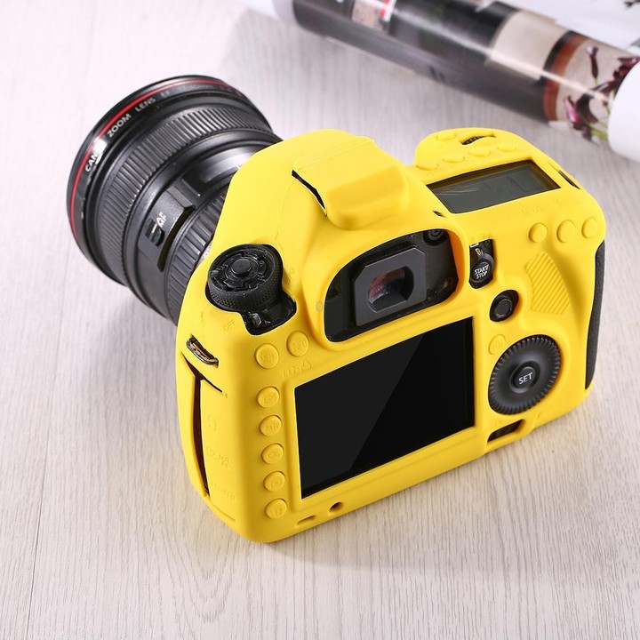 PULUZ Soft Silicone Protective Case for Canon EOS 5D Mark III / 5D3(Yellow)