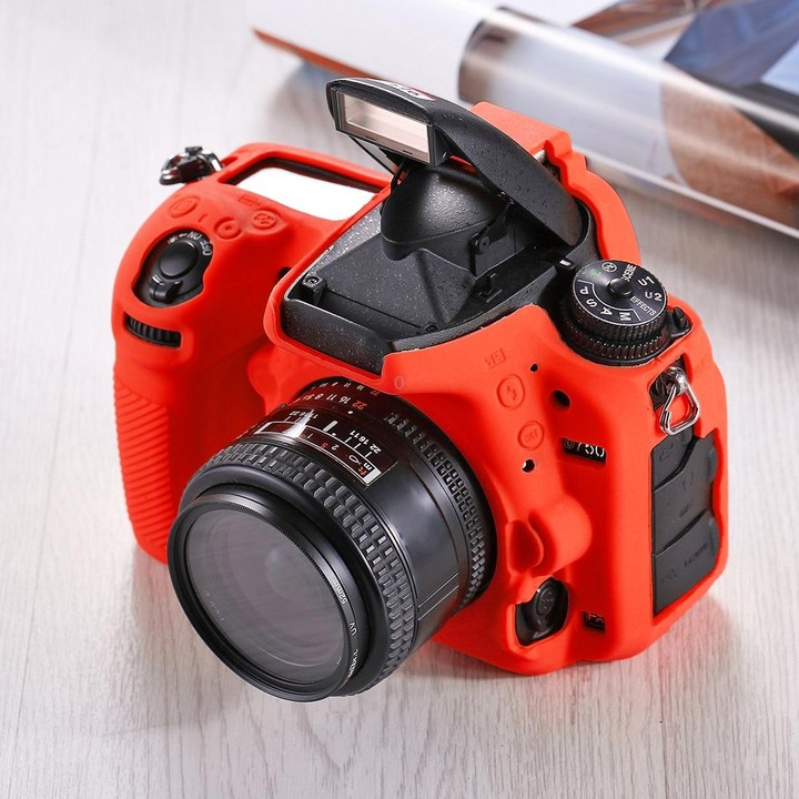 PULUZ Soft Silicone Protective Case for Nikon D750(Red)