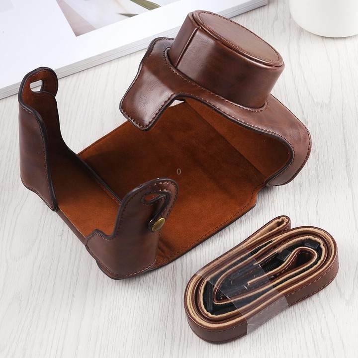 Full Body Camera PU Leather Case Bag with Strap for FUJIFILM X10 / X20(Coffee)