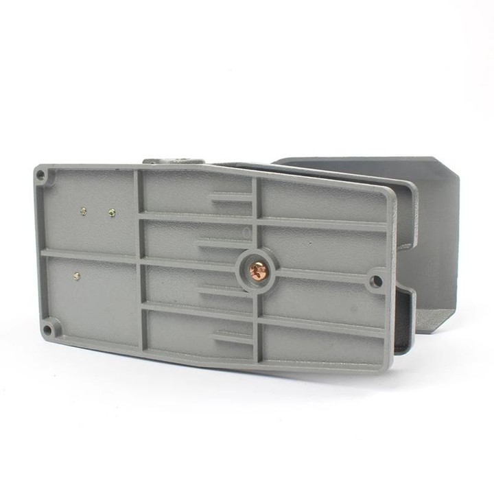 TDLT4 AC 380V 5A Anti-slip Metal Case Foot Control Pedal Switch