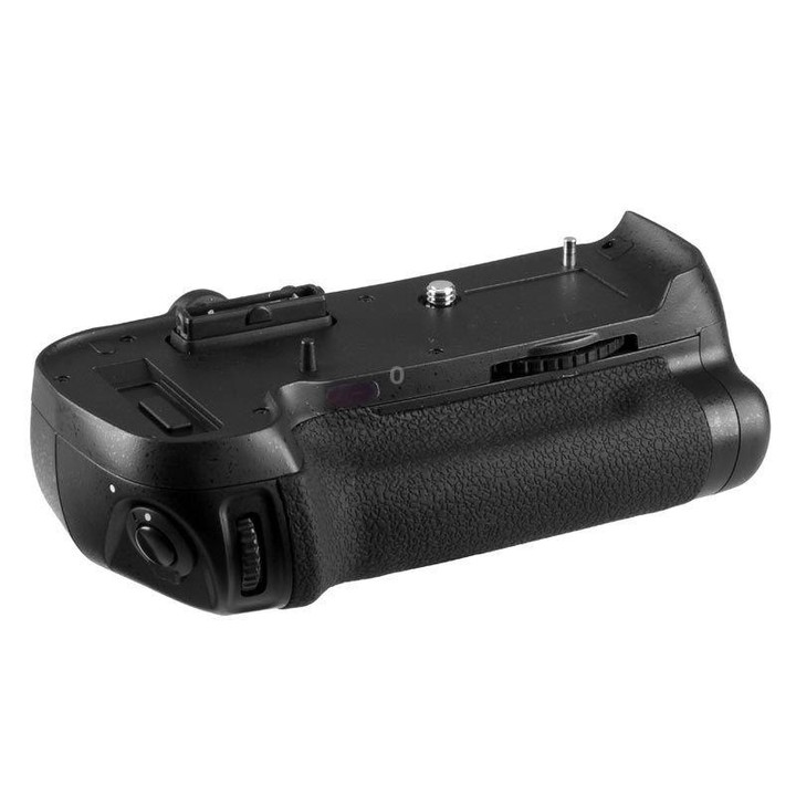 Battery Grip MB-D12 for Nikon D800 / D800E with a Battery Holder