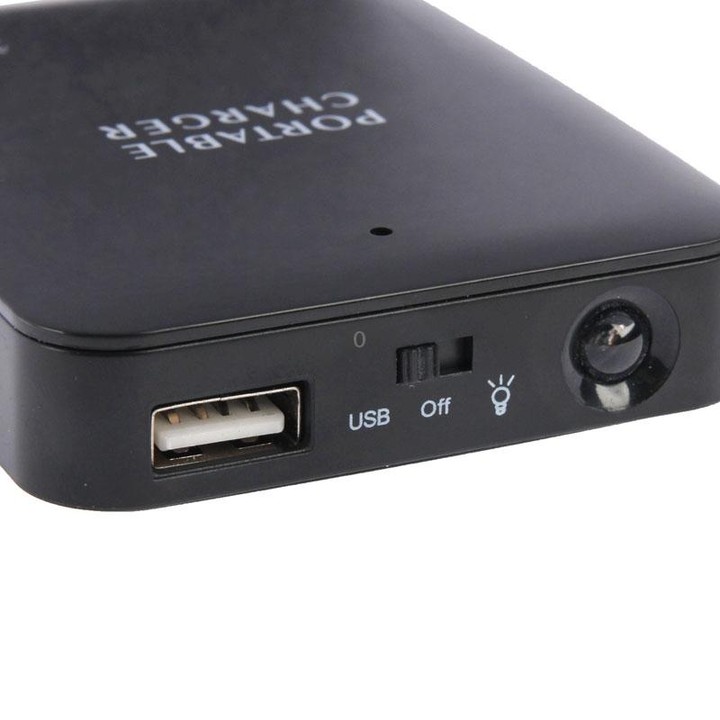 USB 2.0 4 x AA Batteries Box Portable Charger with Flashlight(Black)