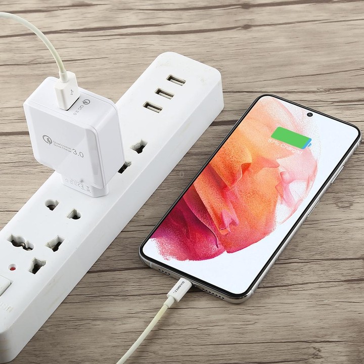 LZ-041 Portable Smart Quick Charger 3.0, EU Plug(White)