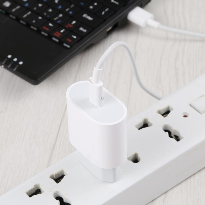 18W Type-C / USB-C PD Quick Charger Power Adapter, EU Plug(White)