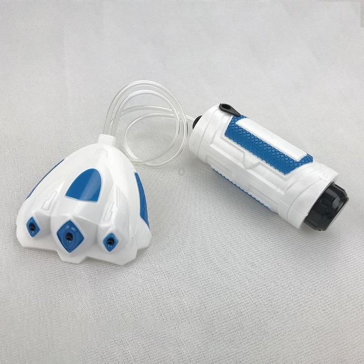 Children Outdoor Beach Water Toy Summer Wrist Spray Water Gun(Blue)