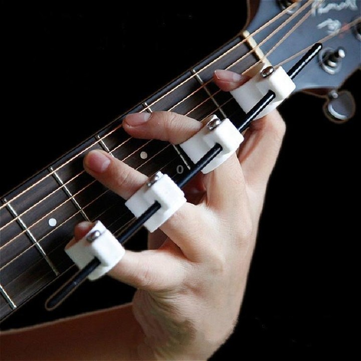 Four-finger Finger Expander Guitar Ukulele Piano Span Practice Finger Cover, Specification:Standard Edition(White)