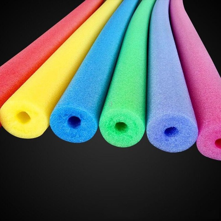 Blindfolded Strike Stick Swimming Stick Buoyancy Stick Foam Stick EPE Pearl Cotton Stick, Random Color Delivery, Size: 130 x 7cm