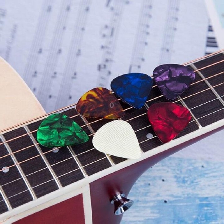 100 PCS Guitar Universal ABS Celluloid Pick Shrapnel Color Random Delivery(Celluloid 0.96mm)
