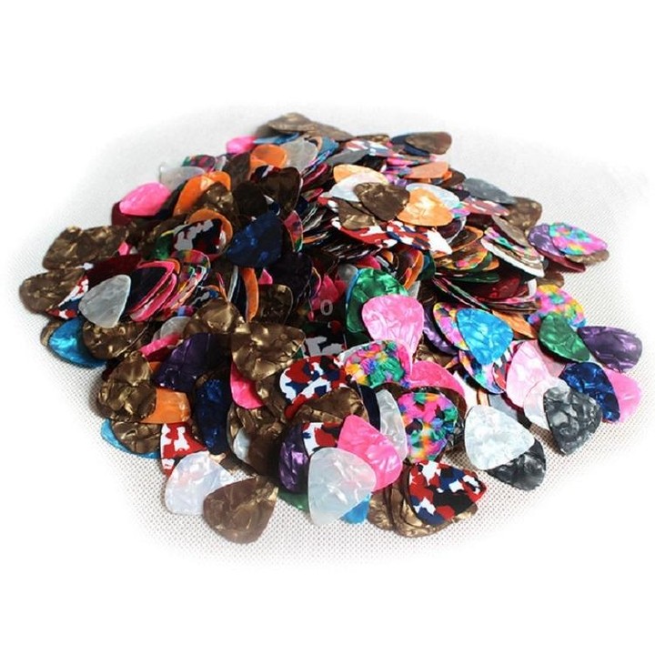 100 PCS Guitar Universal ABS Celluloid Pick Shrapnel Color Random Delivery(Celluloid 0.96mm)