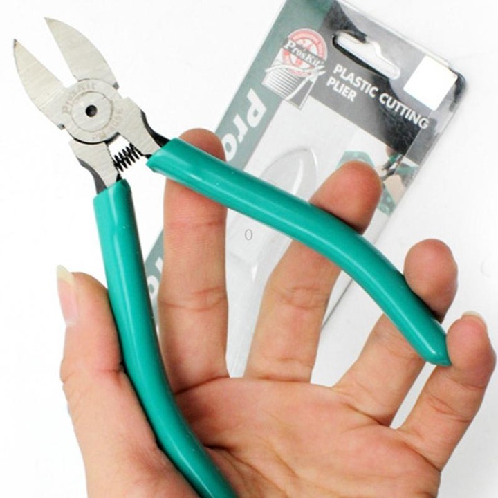ProsKit PM-805E Thin Knife Water Nose Pliers 5 Inch Angled Nose Pliers(Green)