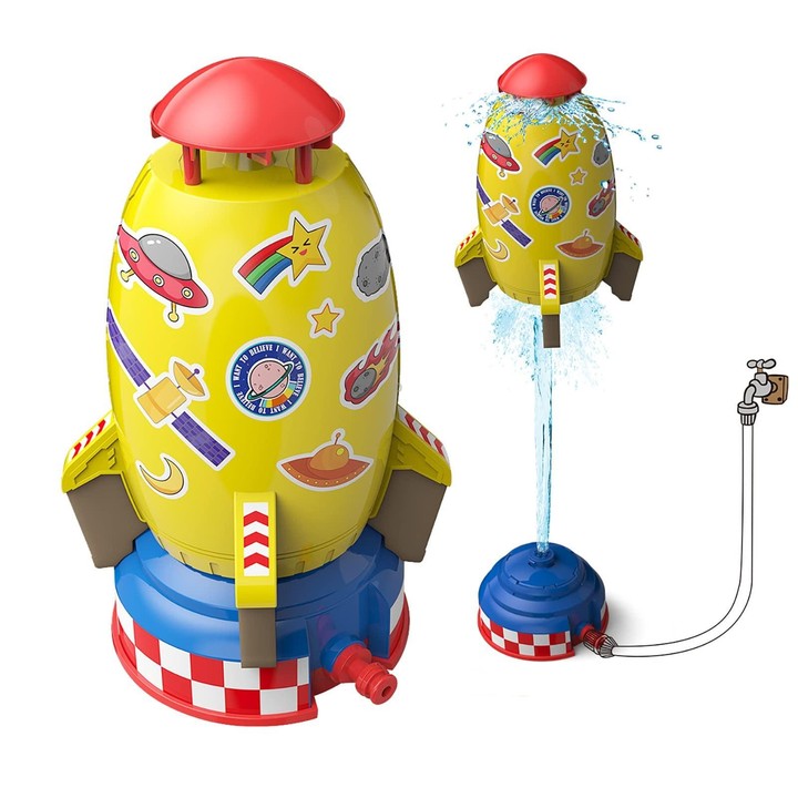 Rotating Sprinkler Flying Children Water Toys, Color: Yellow Rocket + 2 Joints + 5m Tube