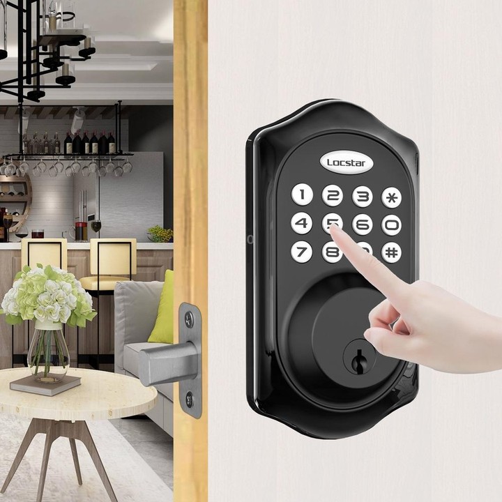 C88 Bluetooth Remote Tuya Automatic Smart Electronic Password Door Lock(Black)