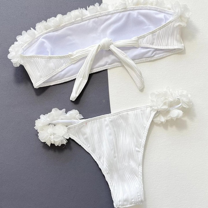 Women Two-Piece Swimsuit Strapless Sexy Bikini Top With Flower Decoration, Size: L