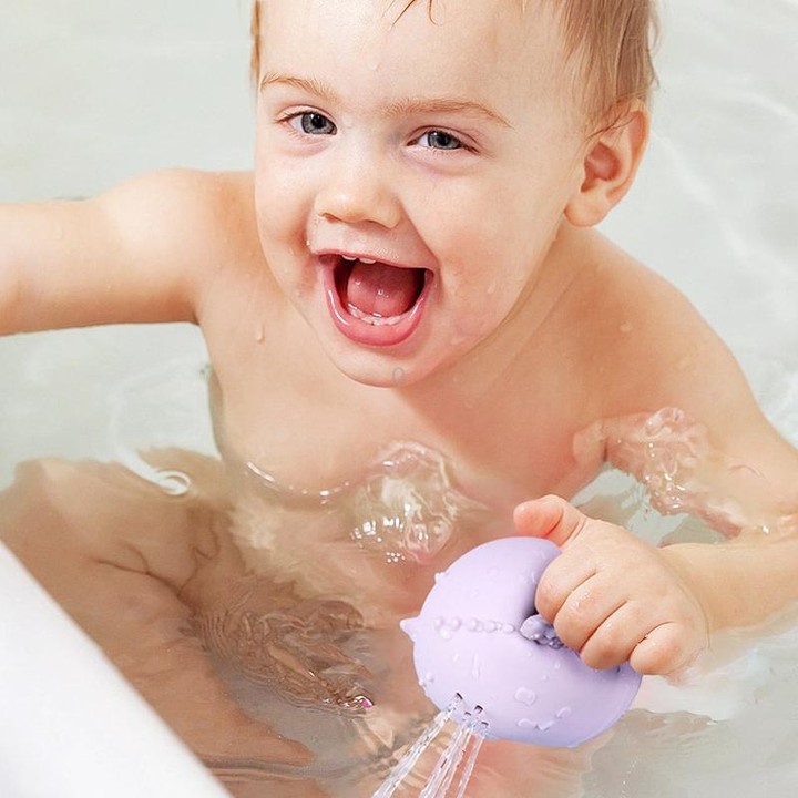 Baby Bathroom Bath Toy Children Water Play Sprinkler Water Floating Toy, Style: Triceratops